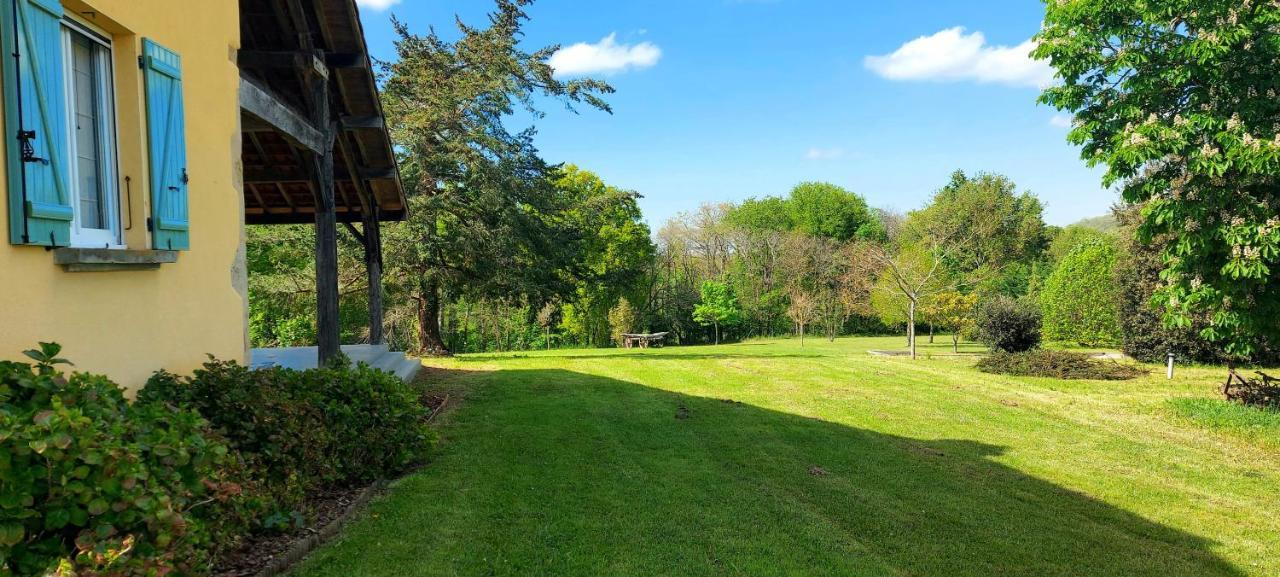 Maison D'Hotes Le Courty Blousson-Sérian Zewnętrze zdjęcie